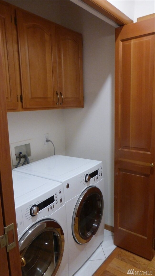 821 Edmonds St, Edmonds, WA 98020 - photo 3