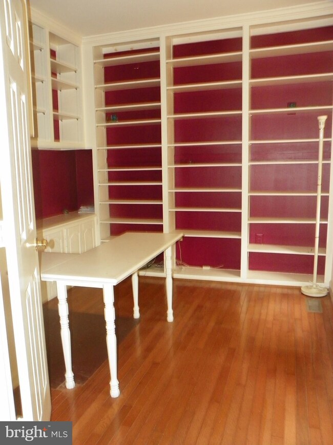 2102 Arctic Fox Dr, Bowie, MD 20721 - photo 4