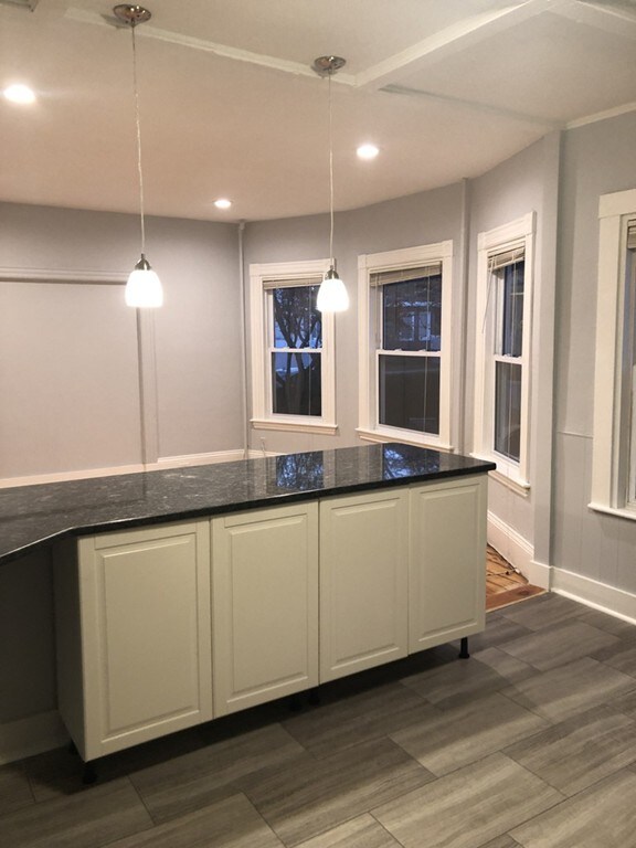 71 Cleverly Ct unit 1, Quincy, MA 02169 - photo 3