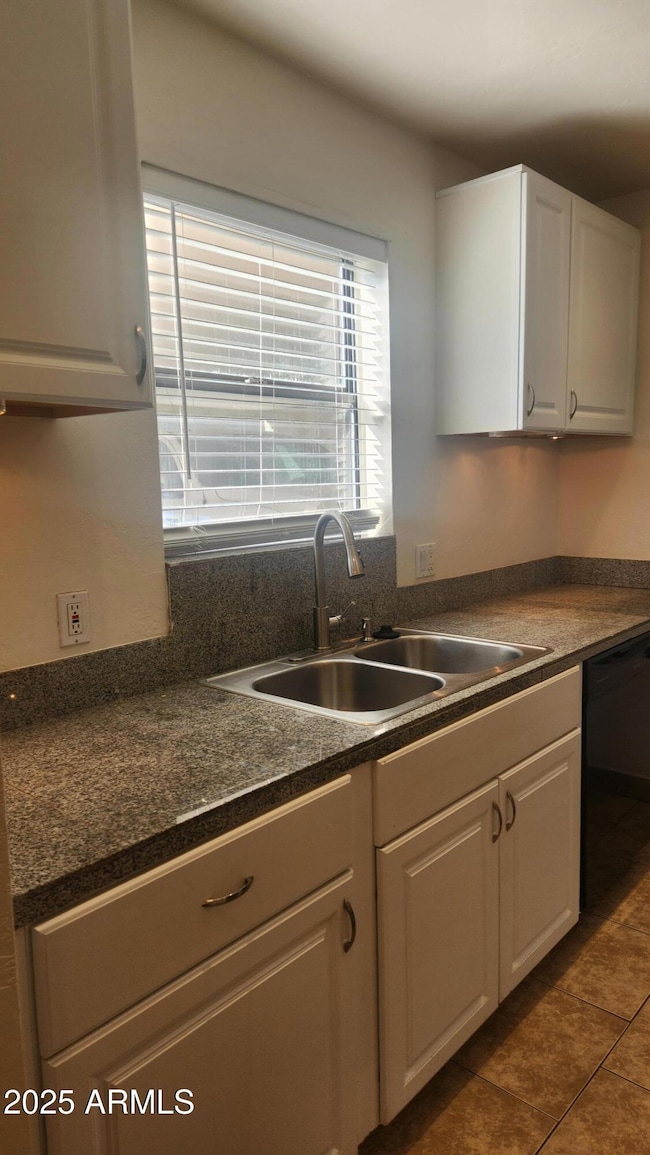 3119 N 38th St unit 10, Phoenix, AZ 85018 - photo 7