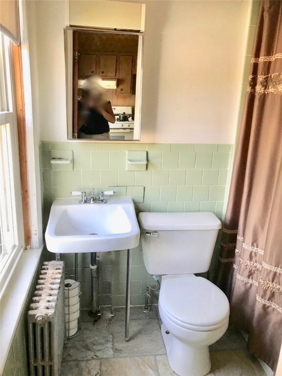 71 Pine St, Pawtucket, RI 02860 - photo 5