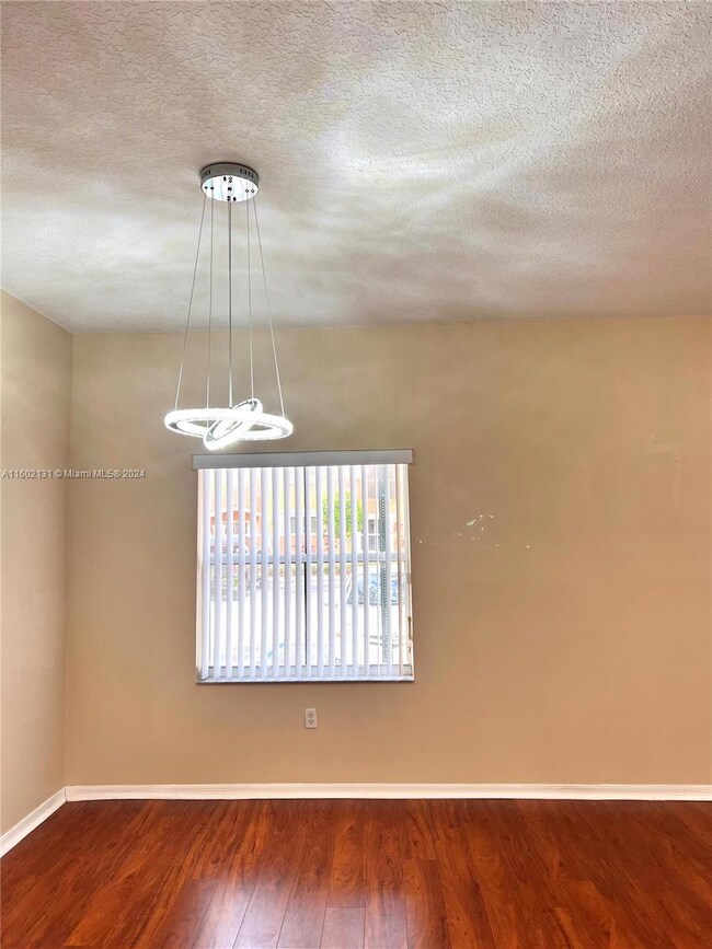 10671 SW 7th St, Pembroke Pines, FL 33025 - photo 6