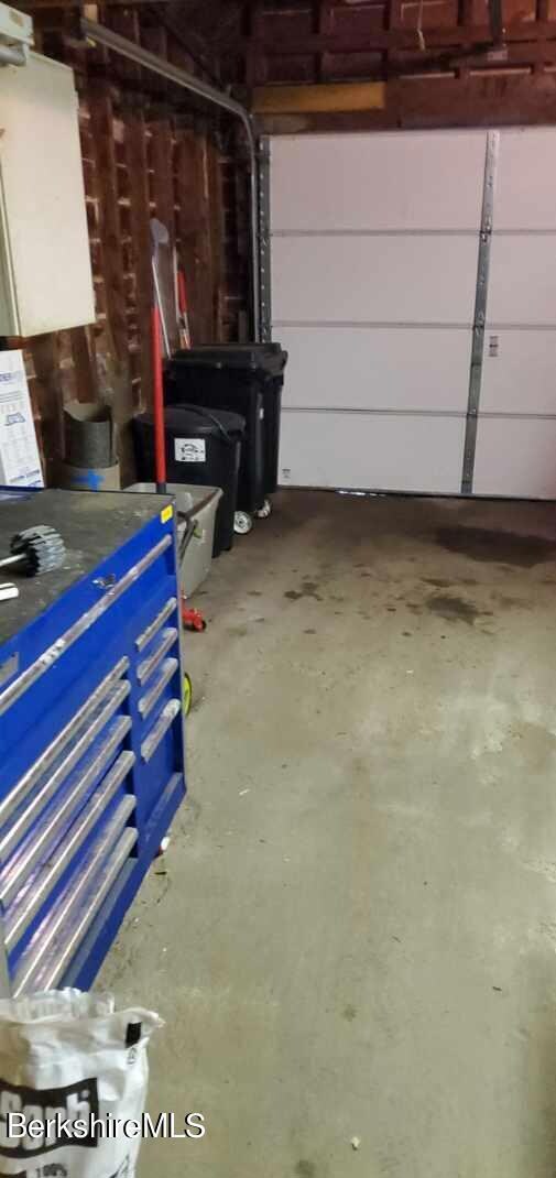 garage stall 2