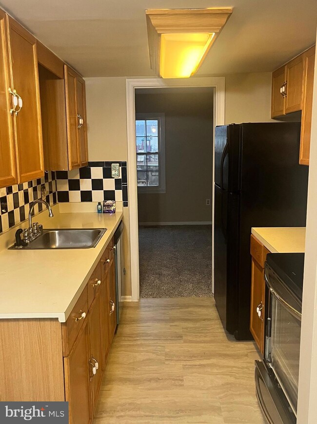 9064 Mcrae Ct, Manassas, VA 20110 - photo 3