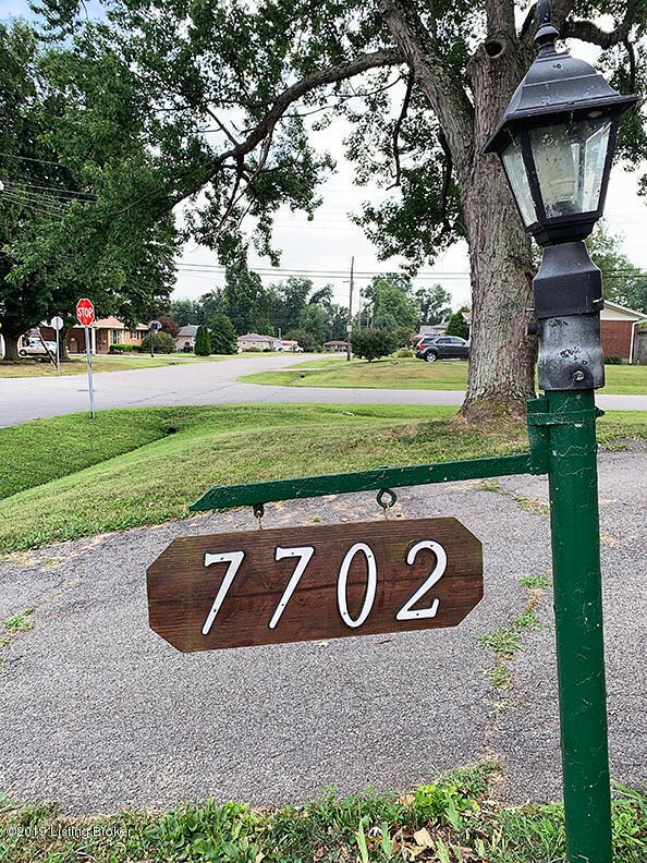 7702Sign