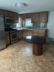 367 Mcgrath Hwy unit 2, Somerville, MA 02143 - photo 2