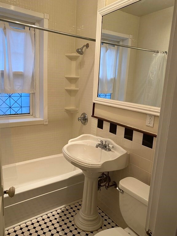 14 Melvin Ave unit 7, Brighton, MA 02135 - photo 4