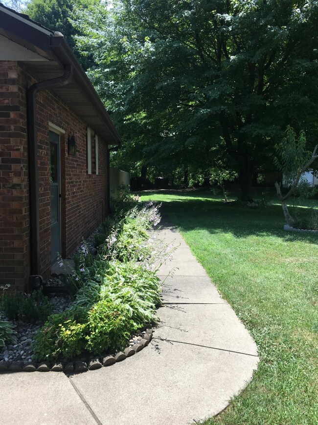 4996 N 425 E, Rolling Prairie, IN 46371 - photo 3