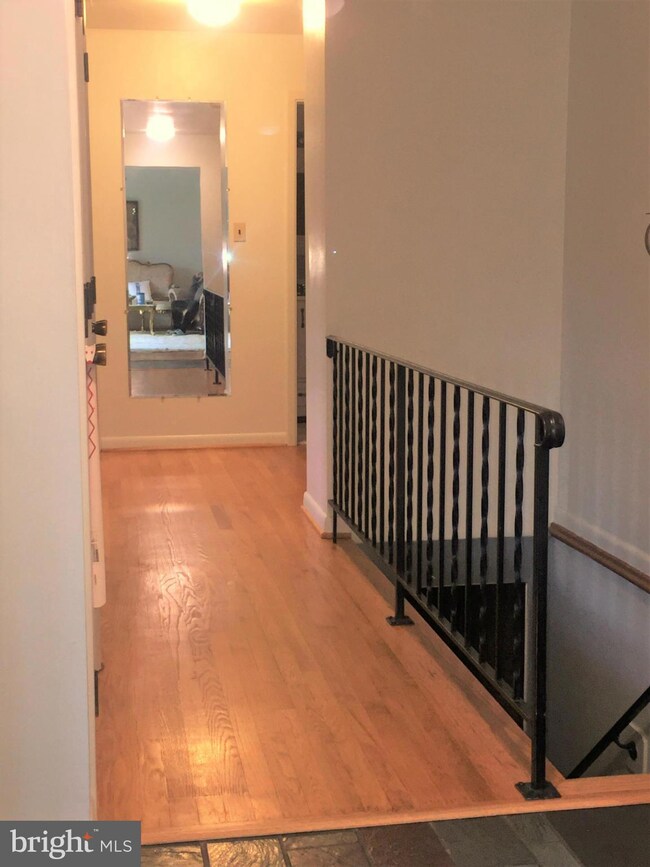 9412 Eldred Place, Lanham, MD 20706 - photo 4