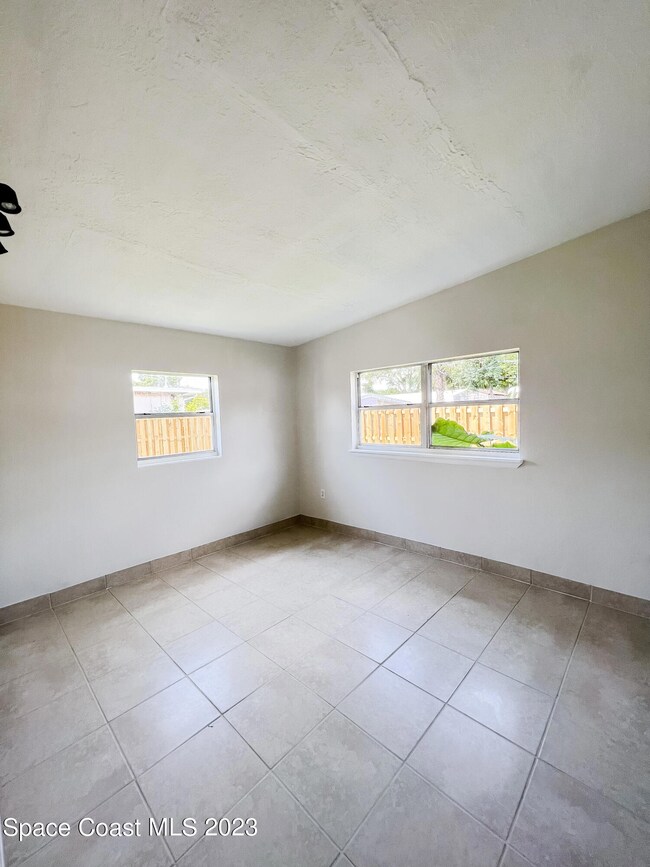 2518 Palmetto Dr unit B, Cocoa, FL 32926 - photo 3