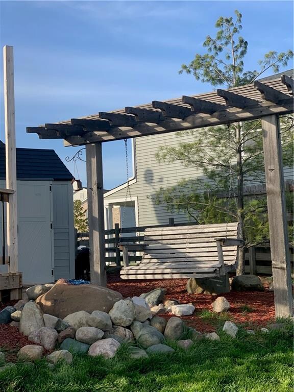 404 Warrior Ct, Sheridan, IN 46069 - photo 4