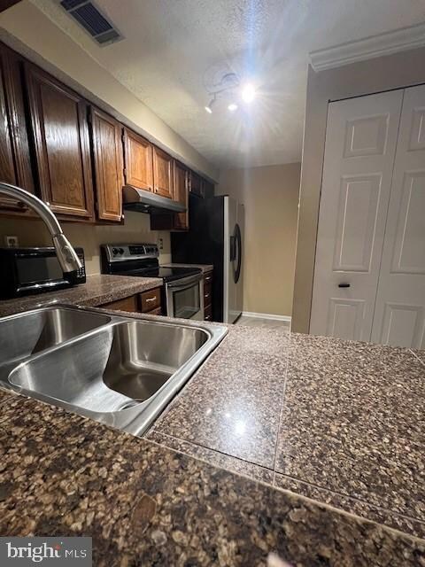 809 Stratford Way unit B, Frederick, MD 21701 - photo 4