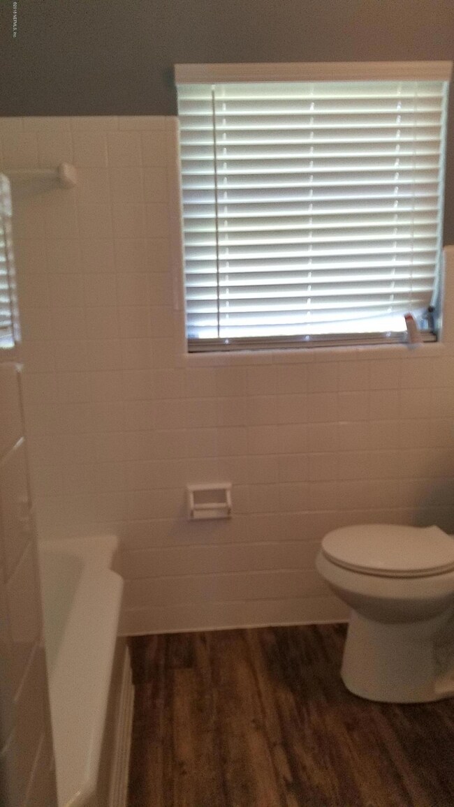 10551 Dove Ln, Jacksonville, FL 32218 - photo 3