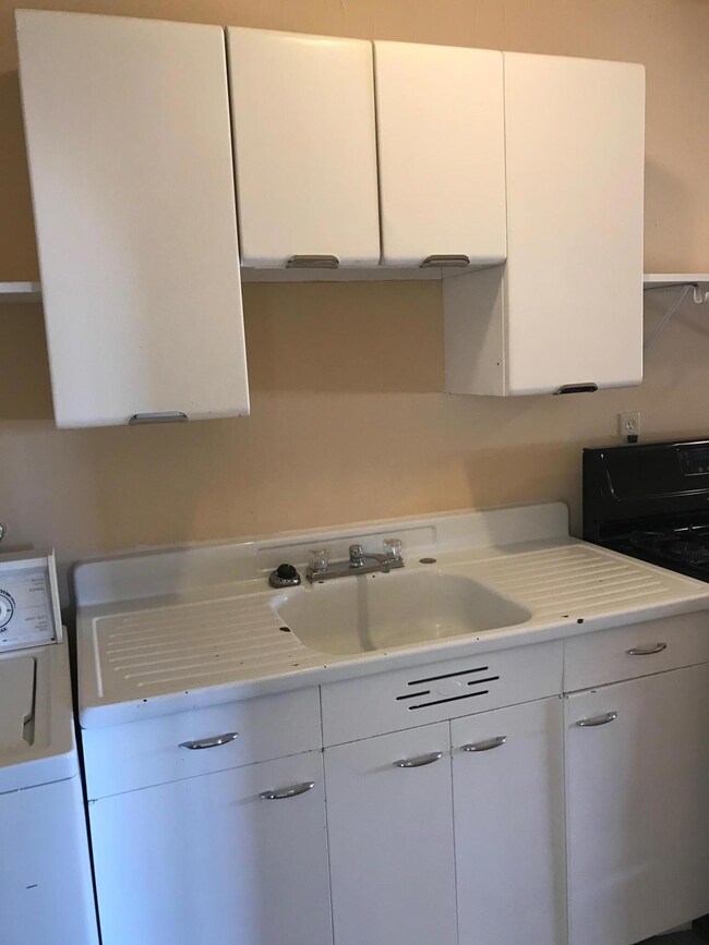 2606 Sacramento Ave unit 2608, El Paso, TX 79930 - photo 6