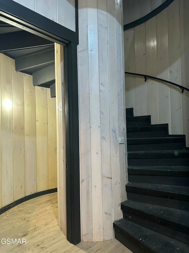 1253 & 1257 Bavarian Way, Gatlinburg, TN