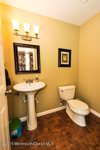 05-43 Spruce Cir. S-MLS