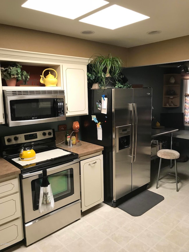 13623 N 110th Ave, Sun City, AZ 85351 - photo 2