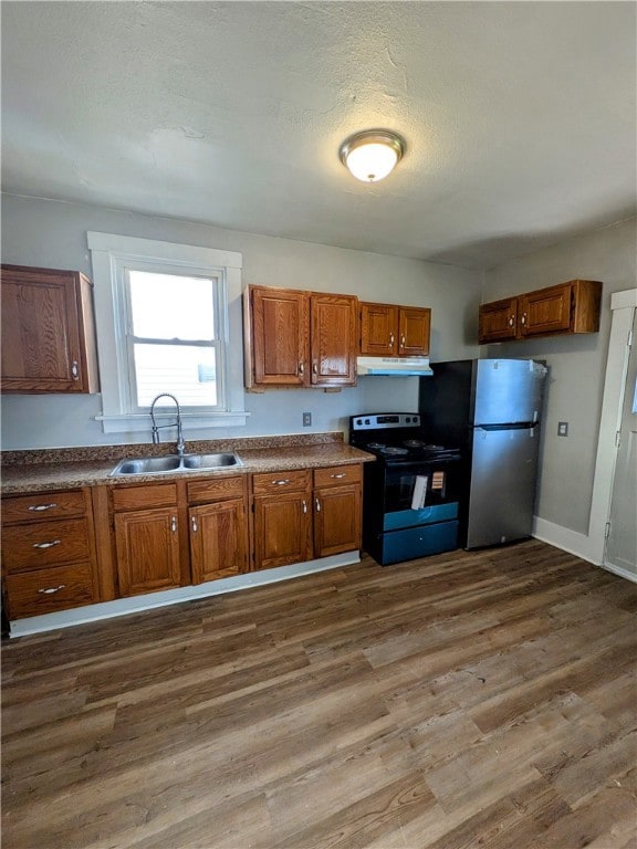 108 Mccandless St, New Kensington, PA 15068 - photo 2