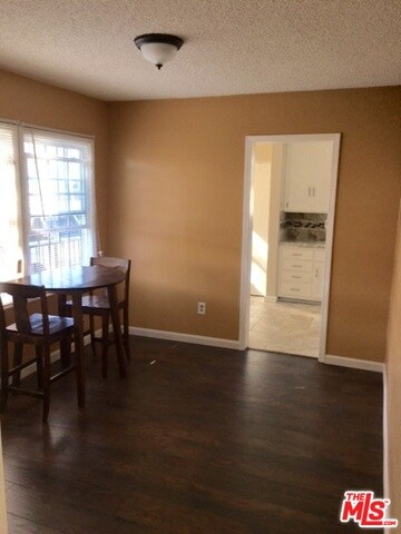 11855 Stanford Ave, Los Angeles, CA 90059 - photo 4