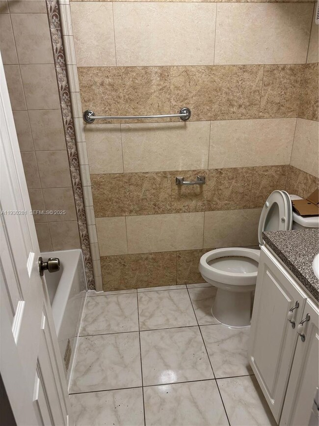 2980 NW 55th Ave unit 1D, Lauderhill, FL 33313 - photo 4