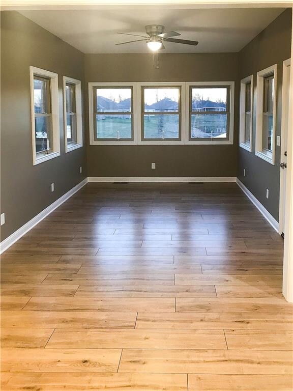 2708 Poplar Woods Ln, Columbus, IN 47203 - photo 5