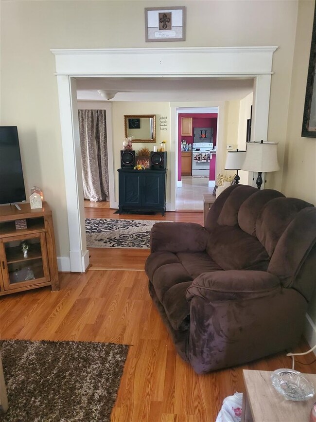 1028 N H St, Richmond, IN 47374 - photo 3