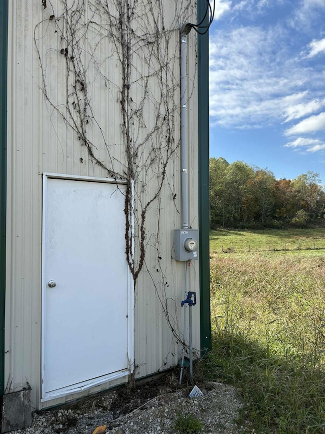 Pine Grove Ch Rd, Vanceburg, KY 41179 - photo 2