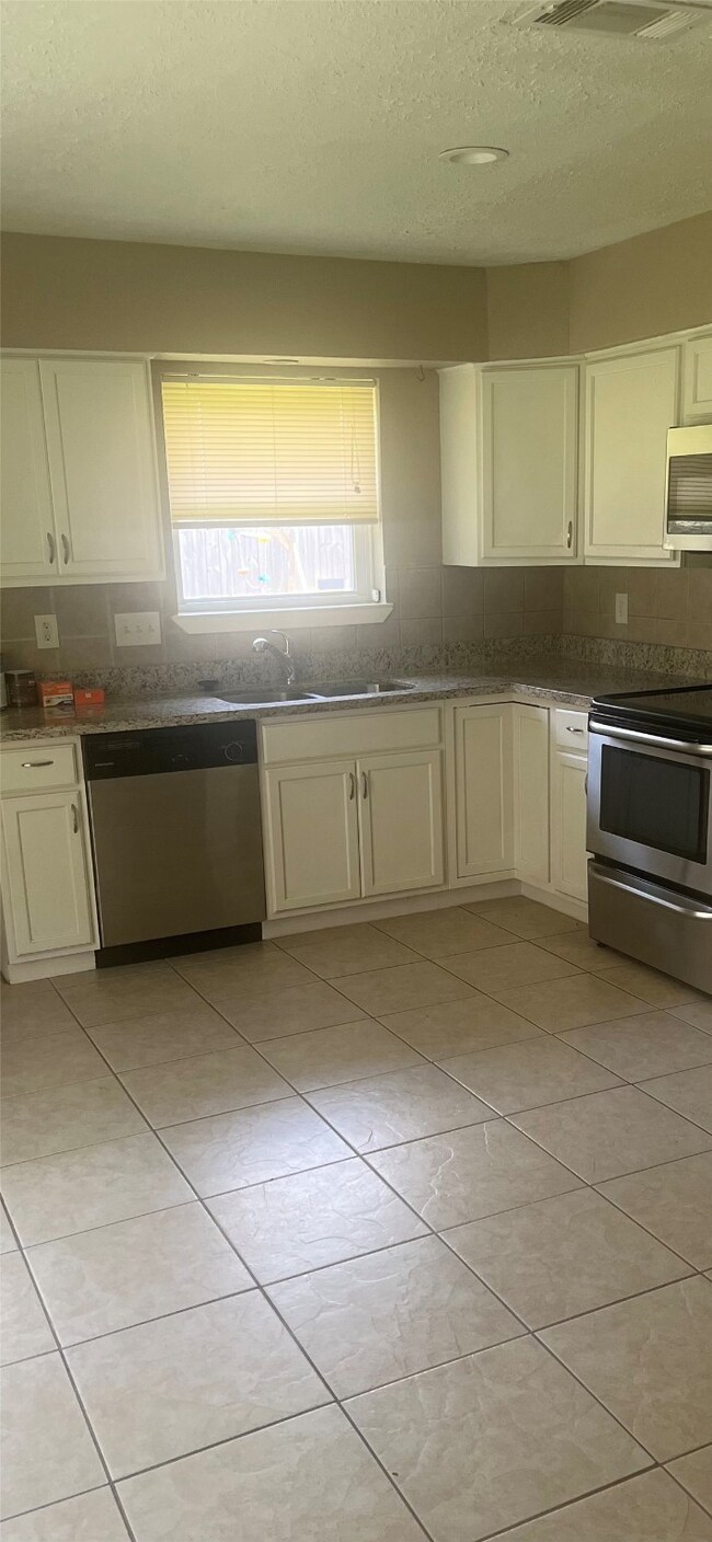 4422 Tealgate Dr, Spring, TX 77373 - photo 5