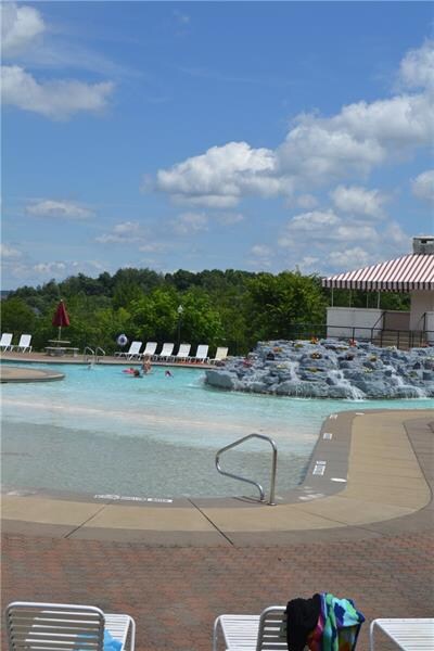 sandy pool