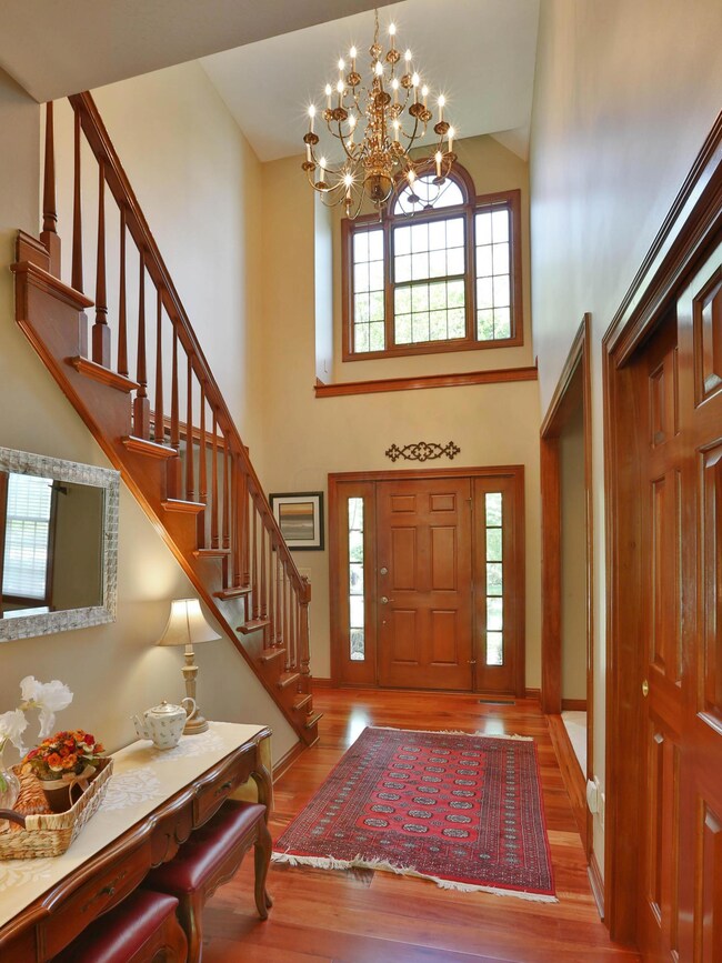 409 Engelwood Ct, Powell, OH 43065 - photo 2