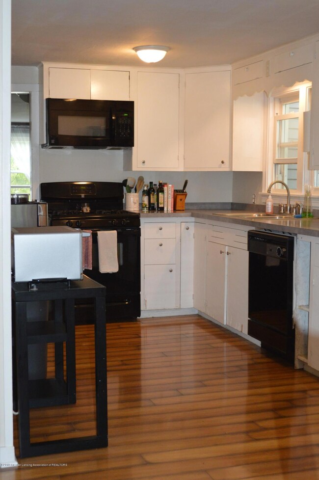 Kitchen 2