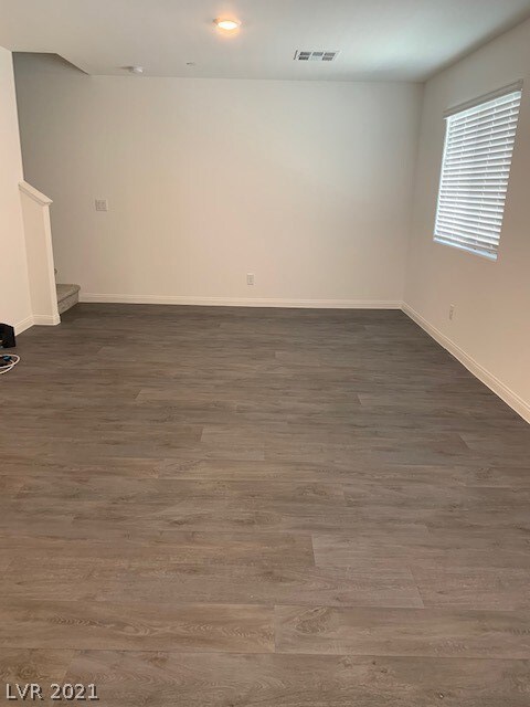 12235 Glass Desert Rd, Las Vegas, NV 89183 - photo 6