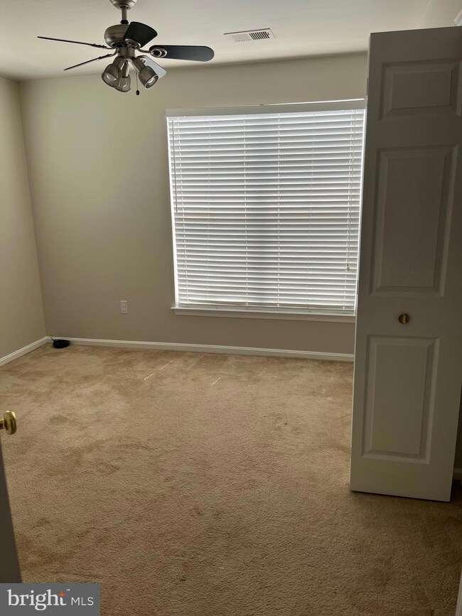 20440 Cool Fern Square, Ashburn, VA 20147 - photo 5