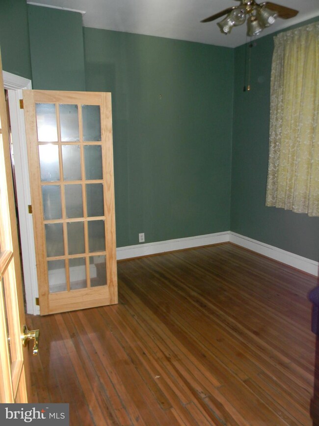 6821 Michaels Mill Rd, Buckeystown, MD 21717 - photo 4