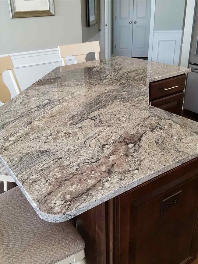 8 Sterling Hill Ln unit 812, Exeter, NH 03833 - photo 6