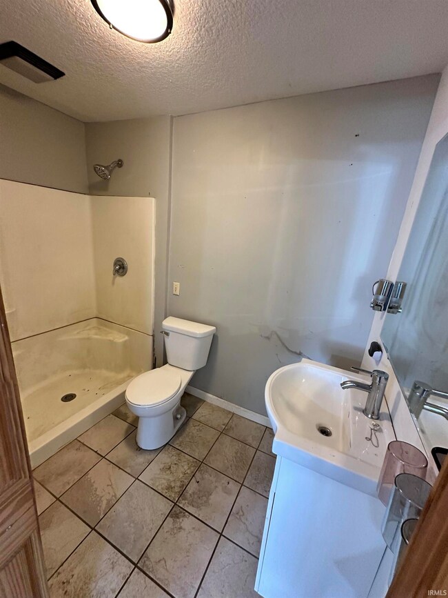 455 Congress St, Wabash, IN 46992 - photo 5