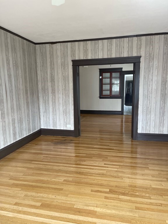 115 Verndale Ave, Providence, RI 02905 - photo 3