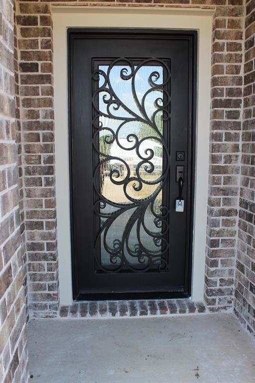 2901 Sunnyside Dr, Ennis, TX 75119 - photo 2