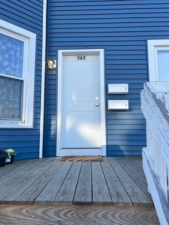 363 Shirley St unit 2, Winthrop, MA 02152 - photo 2