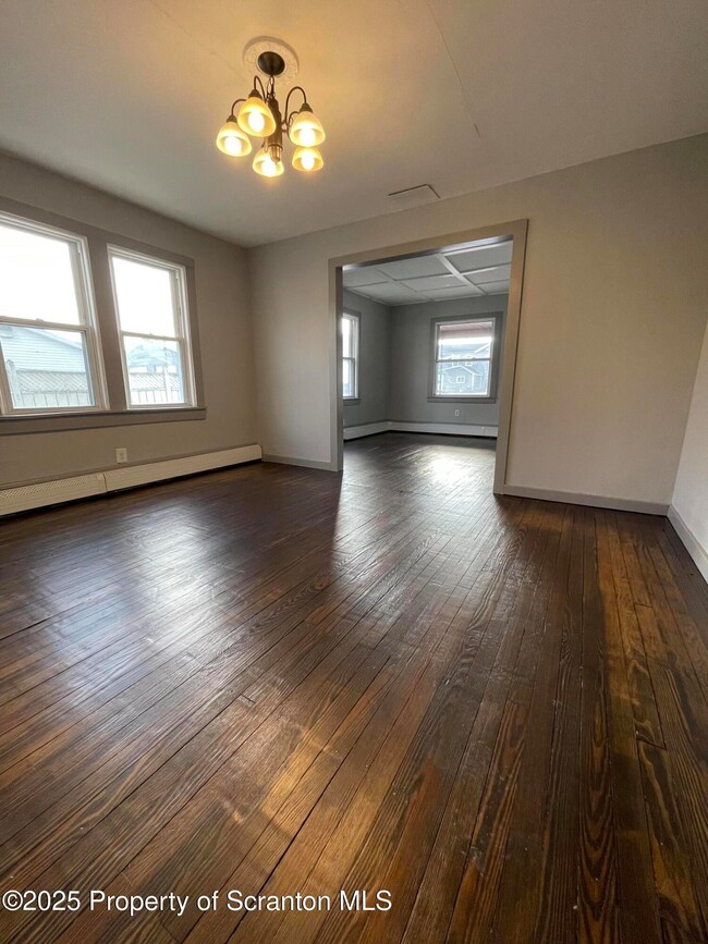 459 Travis unit 2, Peckville, PA 18452 - photo 3