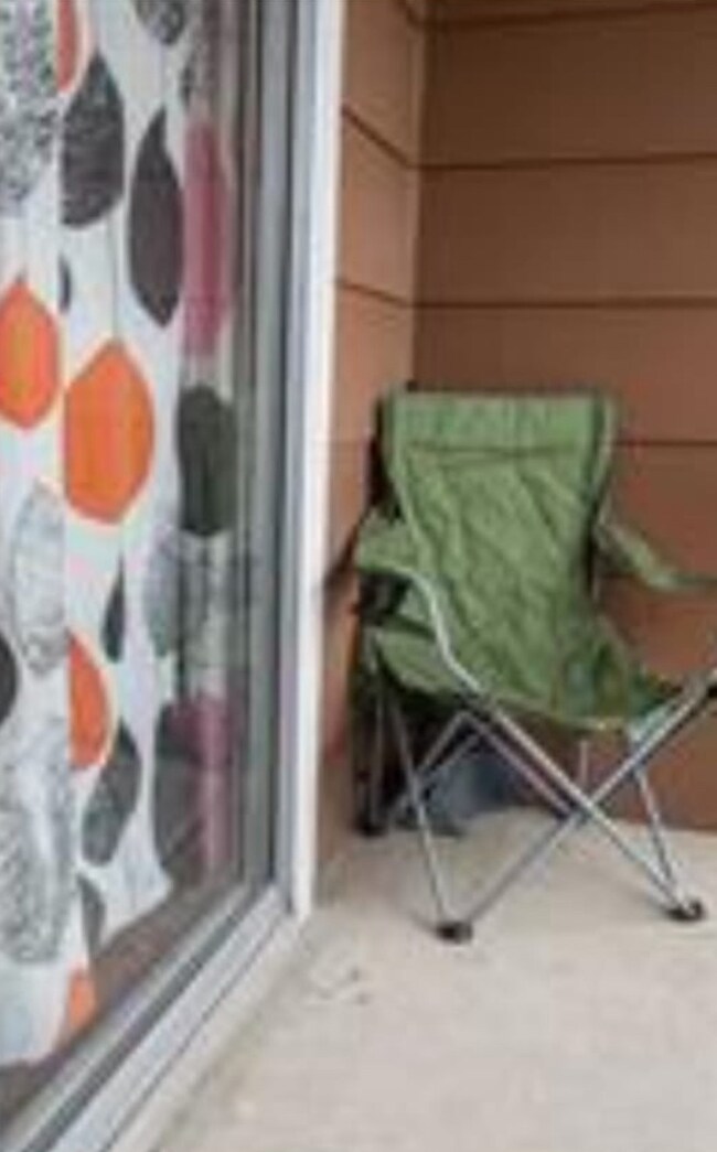 12380 Sandpiper Dr unit 405, Houston, TX 77035 - photo 6