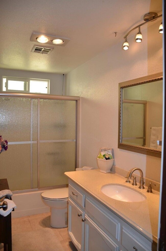 370 Grandview Ln, Grants Pass, OR 97527 - photo 6