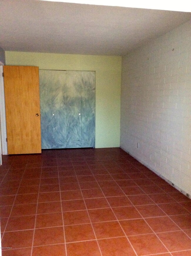 master bedroom waiting for your vision!