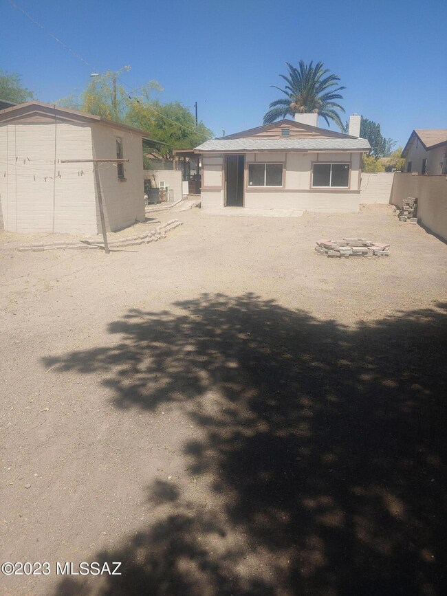 Deep backyard