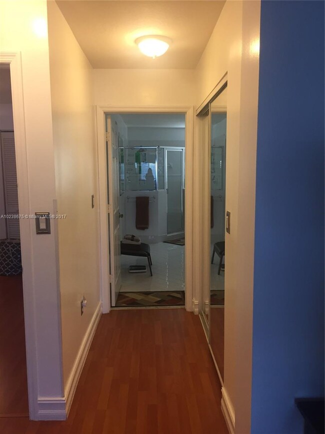 6861 NW 107th Ct, Doral, FL 33178 - photo 7