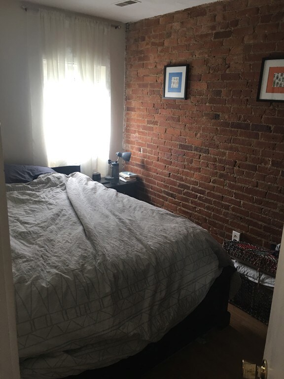 283 W 3rd St unit 2, Boston, MA 02127 - photo 2