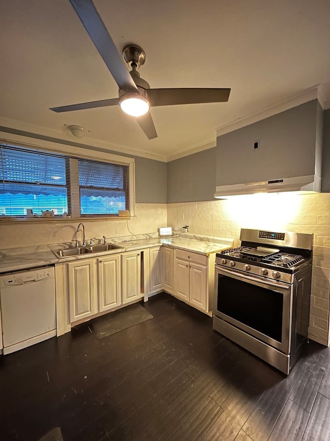 1034 W 104th Place, Chicago, IL 60643 - photo 7