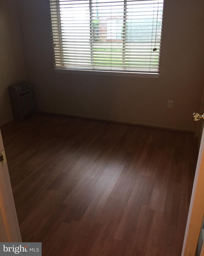 19629 Gunners Branch Rd unit D, Germantown, MD 20876 - photo 6