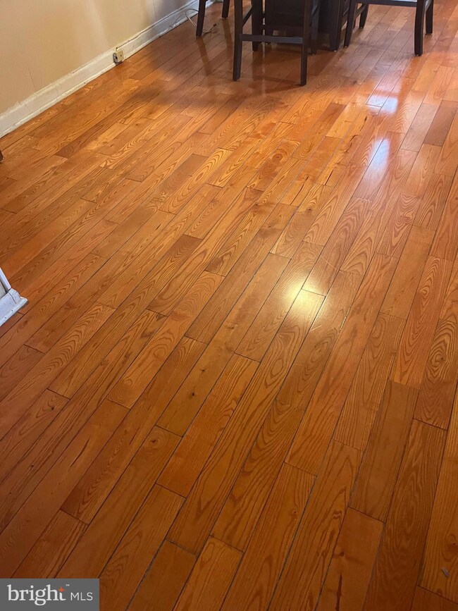 227 Golf Rd, Darby, PA 19023 - photo 4