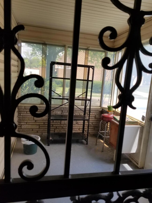 screened front porch